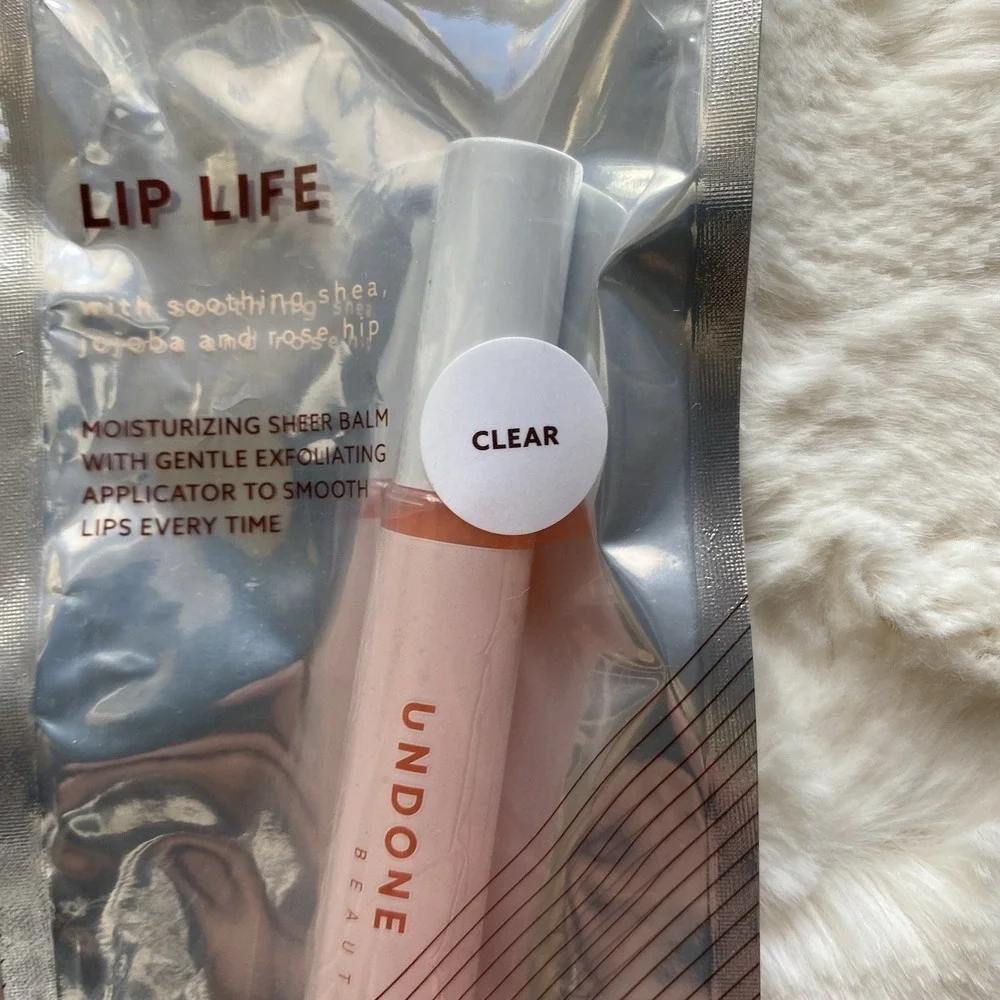 UNDONE Beauty Life Lip Gloss‎ Color CLEAR Sheer Moisturizing Balm Shea Rose Hip